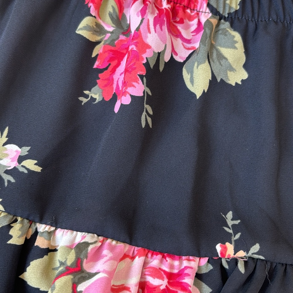 EXPRESS Floral Short Ruffled Mini Skirt - Picture 2 of 6